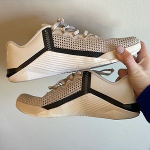 Womens Nike Metcon 6